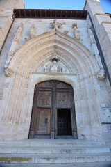 Entrada y arco gotico iglesia san nicolas de bari en burgos