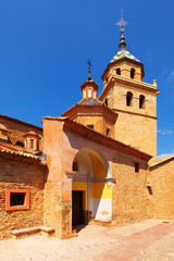 Fototapeta na wymiar Day view of church in Albarracin