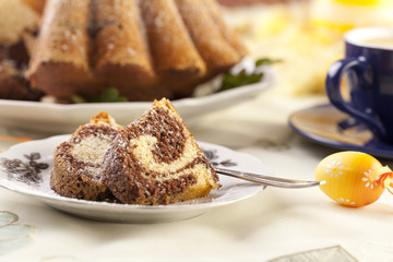 Easter marble ring cake