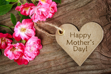 Fototapeta na wymiar W kształcie serca Karta dzień matki