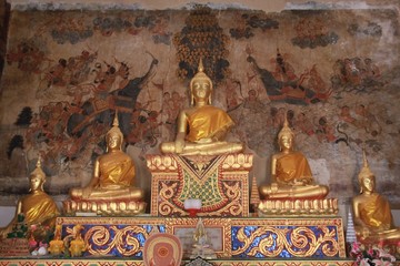 Fototapeta premium Ancient Buddha sculpture in temple Thailand