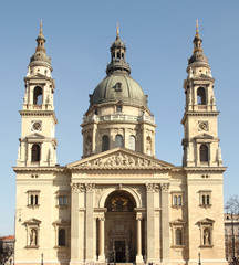 Fototapeta na wymiar budapest cathedral