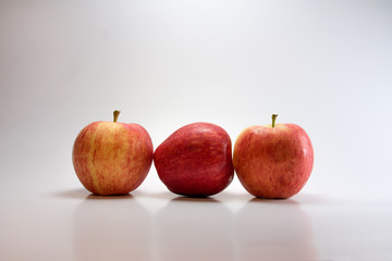 Still life with Apples 3