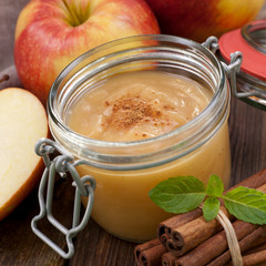 Apple compote