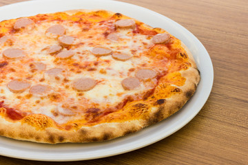 Pizza with wurstel