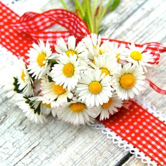 Grußkarte - Frühling Sommer Blumenstrauß aus Gänseblümchen zum Geburtstag oder Muttertag 