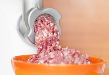 Mincer machine with fresh chopped meat