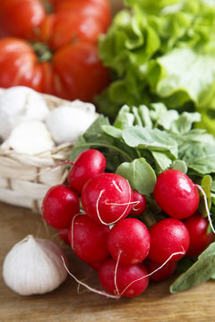 Fresh radish and other vegetables