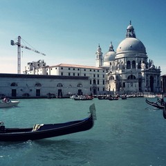 Fototapeta na wymiar view of the Grand Canal in Venice, Italy