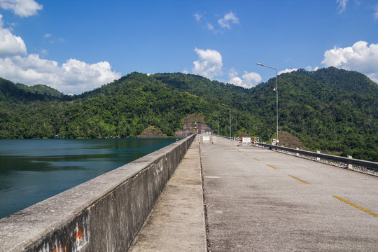 Wachiralongkorn Dam or Khao Laem Dam