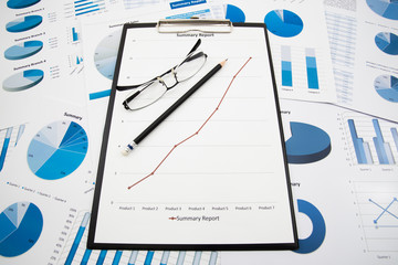 Business graph analysis report