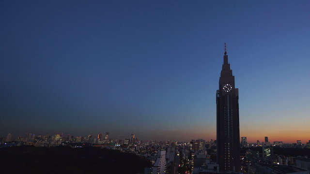 東京トワイライト　日没後、新宿から渋谷、六本木方面を望む　インターバル撮影