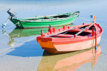 Fototapeta na wymiar boats in Rias Baixas, Galicia, Spain