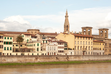 Fototapeta na wymiar Historic buildings in Florence near Arno river