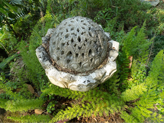 garden decoration stone