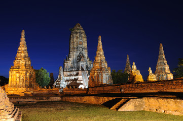 Fototapeta na wymiar Old Temple,Wat Chaiwatthanaram, Thailand