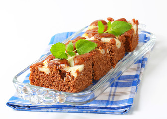 Gingerbread cake with cheese