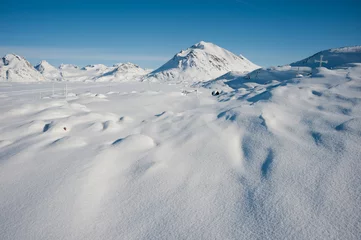 Crédence de cuisine en verre imprimé Arctique Winter snowy landscape of Kulusuk, small village in Greenland.