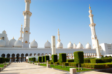 Sheikh Zayed Grand Mosque during sunset, Abu Dhabi, UAE