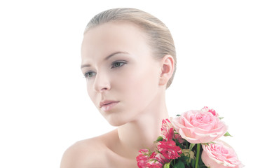 Obraz na płótnie Canvas Beauty portrait of girl with bouquet of roses