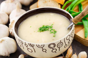 Garlic cream soup