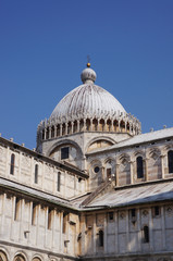 Fototapeta na wymiar Katedra Matki Boskiej Wniebowziętej w Pizie