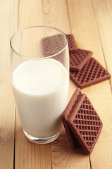Milk and chocolate cookies