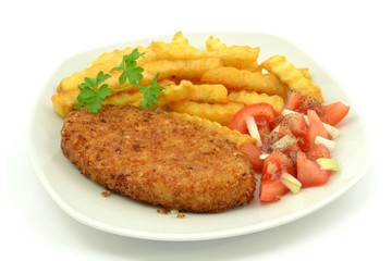 kotlet rybny z frytkami