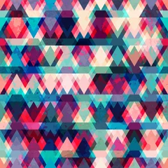 Behang kleurrijk driehoeks naadloos patroon met grungeeffect © gudinny