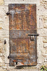 old door rusty