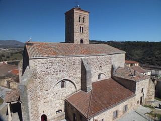 Fototapeta na wymiar Buitrago de Lozoya: Iglesia de Santa Maria del Castillo