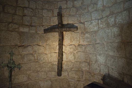 Kreuz in der Kirche von Ilij, bei Byblos-Batroun, Libanon