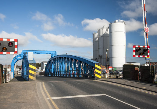 swing bridge at entrance to goole docks