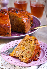 Dried fruit cake