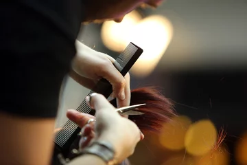 Crédence de cuisine en verre imprimé Salon de coiffure coiffeur coupe de cheveux