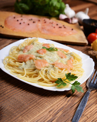 Salmon pasta
