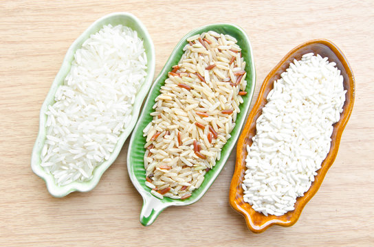 Raw brown rice, Raw sticky rice and Raw rice