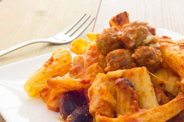 Baked pasta with meatballs