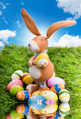 Osterhase mit eiern in der natut