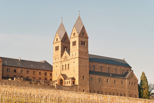 Kloster St. Hildegard in den R&uuml;desheimer Weinbergen