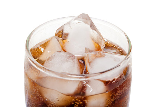 Close up view of the cola in glass