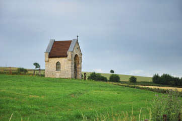 Fototapeta na wymiar Small field chapel in Dutch Limburg
