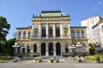 Fototapeta na wymiar National Gallery, Ljubljana