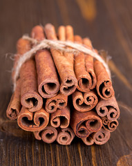 Obraz na płótnie Canvas Cinnamon sticks
