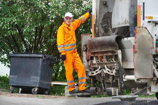 Urban recycling waste and garbage services