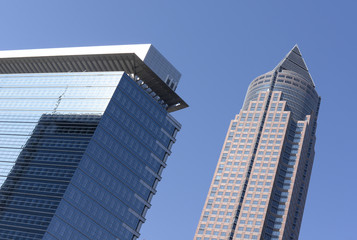 Obraz premium Messeturm in Frankfurt