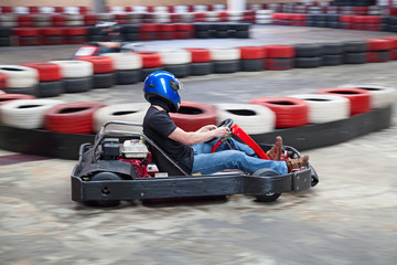 Indoor karting