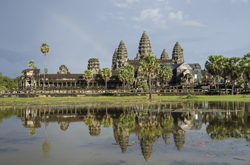 Angkor Wat - Zentraler Tempel | Frontaler Eingang