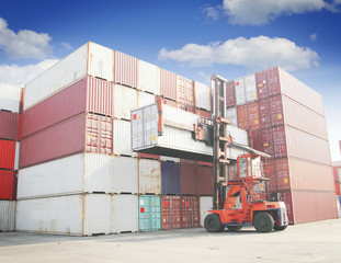 forklift handling the container box