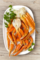 Crab legs with parsley
